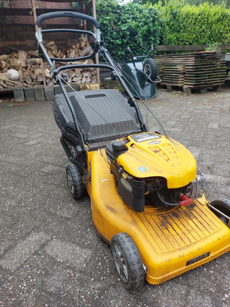 Stiga 675 EX Grasmaaier met Briggs & Stratton Motor, Tuin en Terras, Grasmaaiers, Ophalen, Gebruikt, Stiga, Benzine-grasmaaier