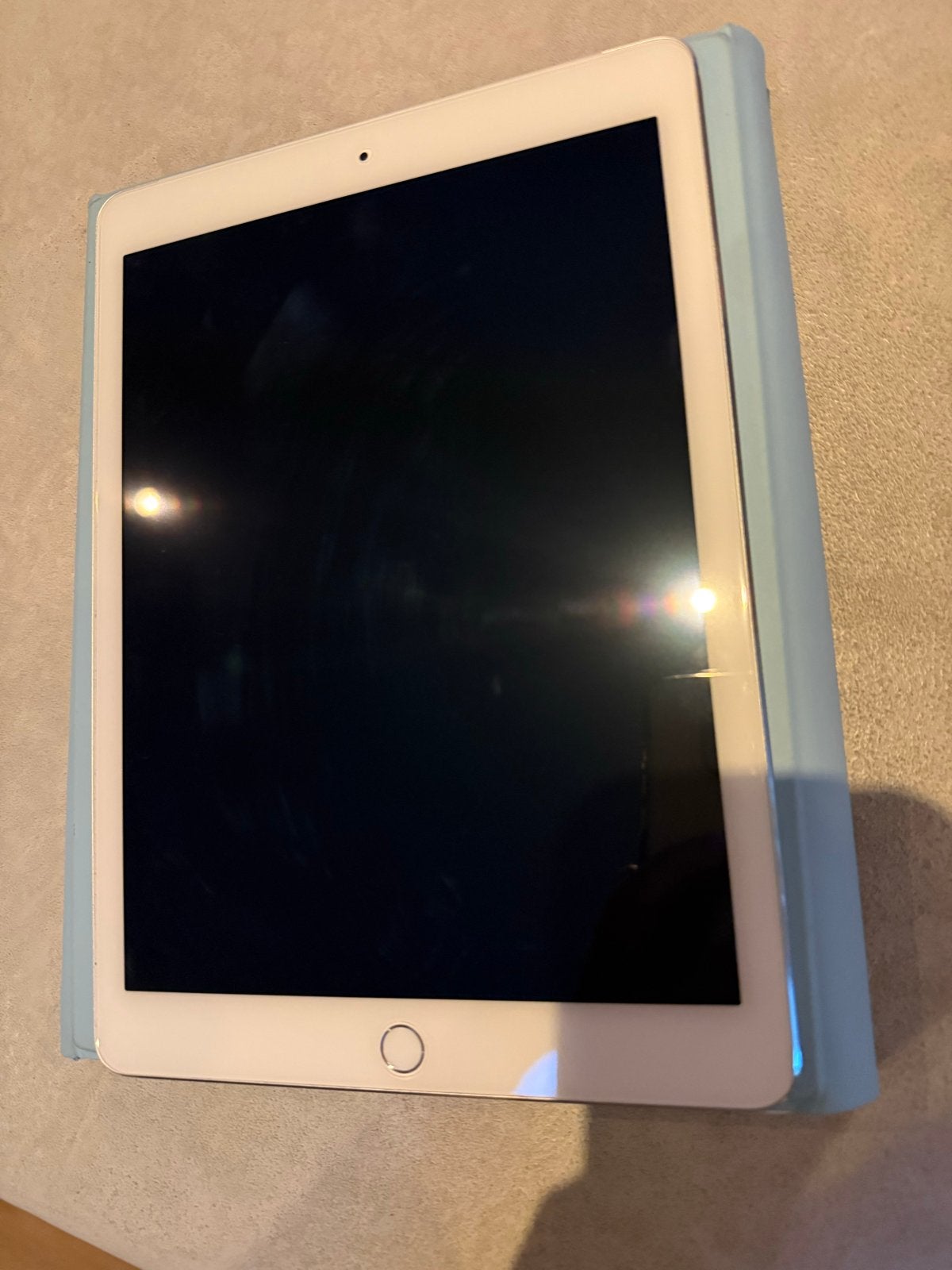 Apple iPad Air 2 16GB Wi-Fi + Cellular met toetsenbord, Computers en Software, Apple iPads, 9 inch, Apple iPad Air, Ophalen of Verzenden