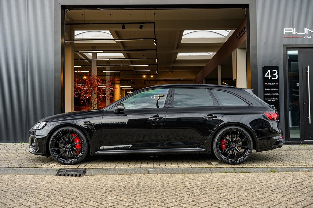 Audi A4 Avant 2.9 TFSI RS 4 ABT-S |Keramisch|Pano|530PK|Mass, Auto's, Audi, Automaat, Gebruikt, Zwart, Vierwielaandrijving