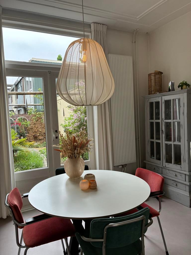 Ronde eettafel van Arp design diameter 120 cm, hoogte 74 cm, Ophalen, Gebruikt, Rond, Modern