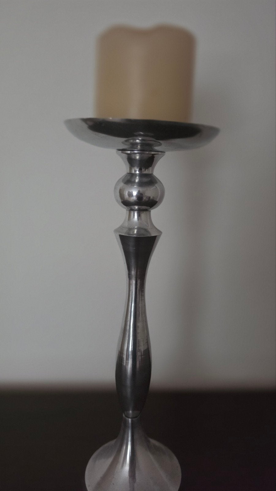 Elegante zilverkleurige kandelaar - 35 cm hoog, Gebruikt, Overige merken, Ophalen of Verzenden, Metaal