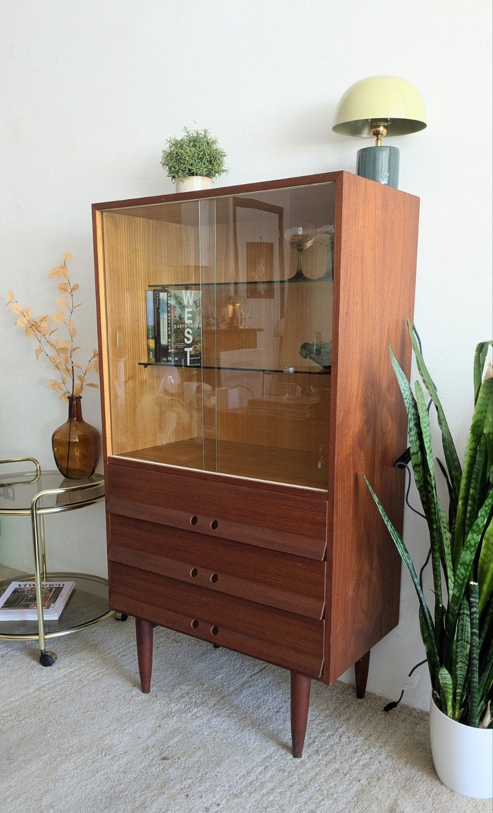 Prachtig vintage midcentury wandmeubel vitrinekast highboard, Huis en Inrichting, Ophalen, ., Zo goed als nieuw, .