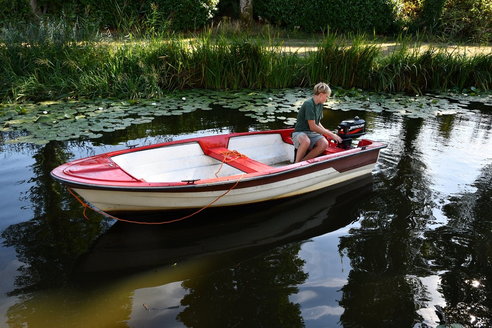 Bootje met 4pk mercury motor, Watersport en Boten, Speedboten, Ophalen, Zo goed als nieuw