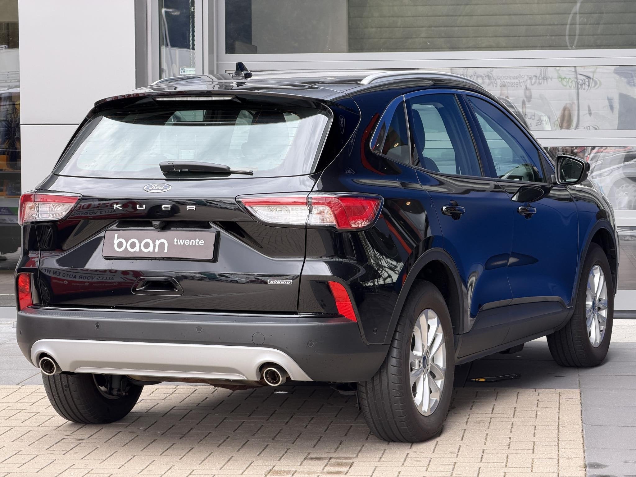 Ford Kuga 2.5 PHEV Titanium | Driver Ass. Pack | Winter Pack, Auto's, 12 maanden, Gebruikt, Zwart, 4 cilinders