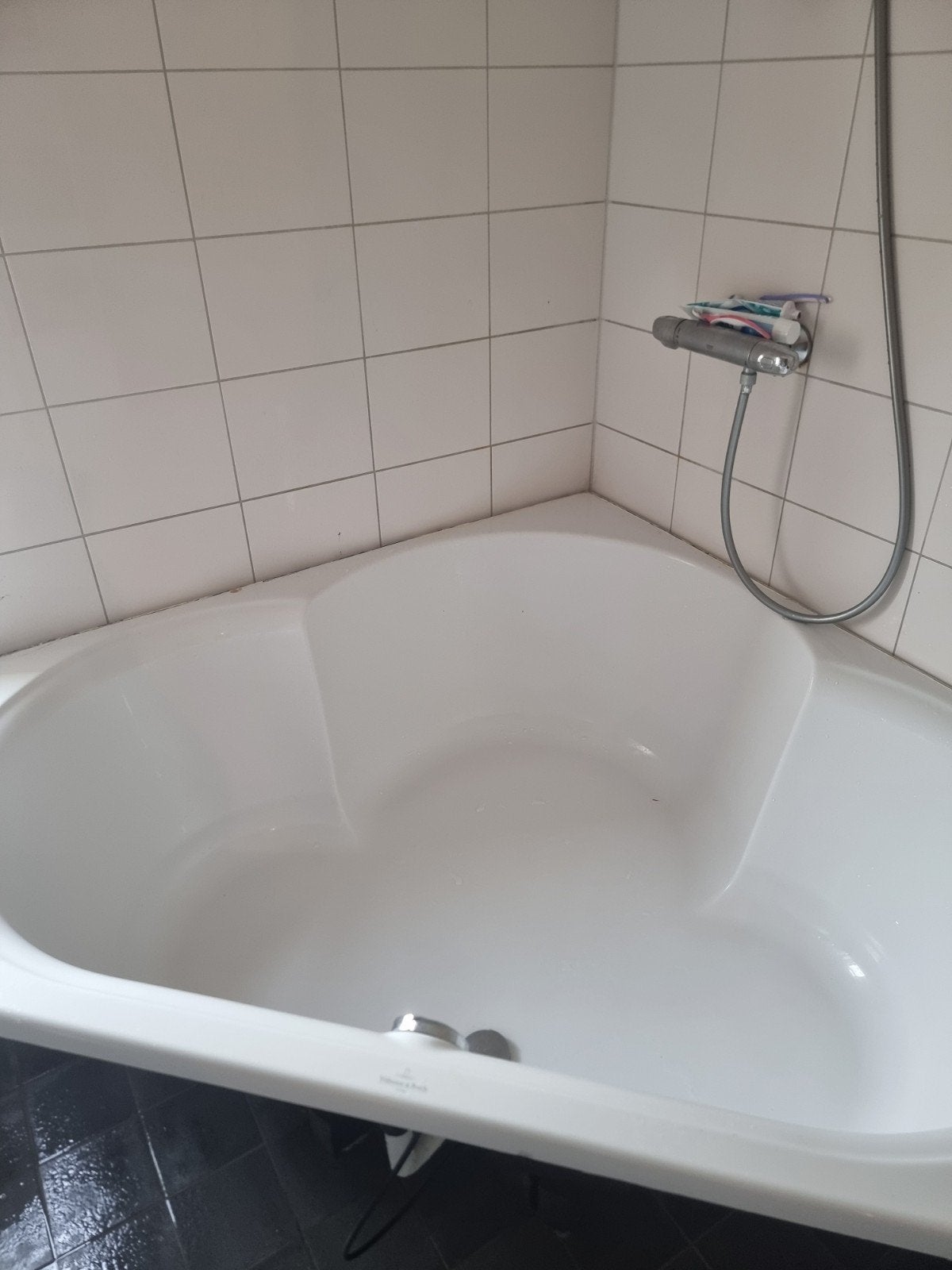 Villeroy & Boch hoekbad - Zo goed als nieuw, Ophalen of Verzenden, Zo goed als nieuw, Bad