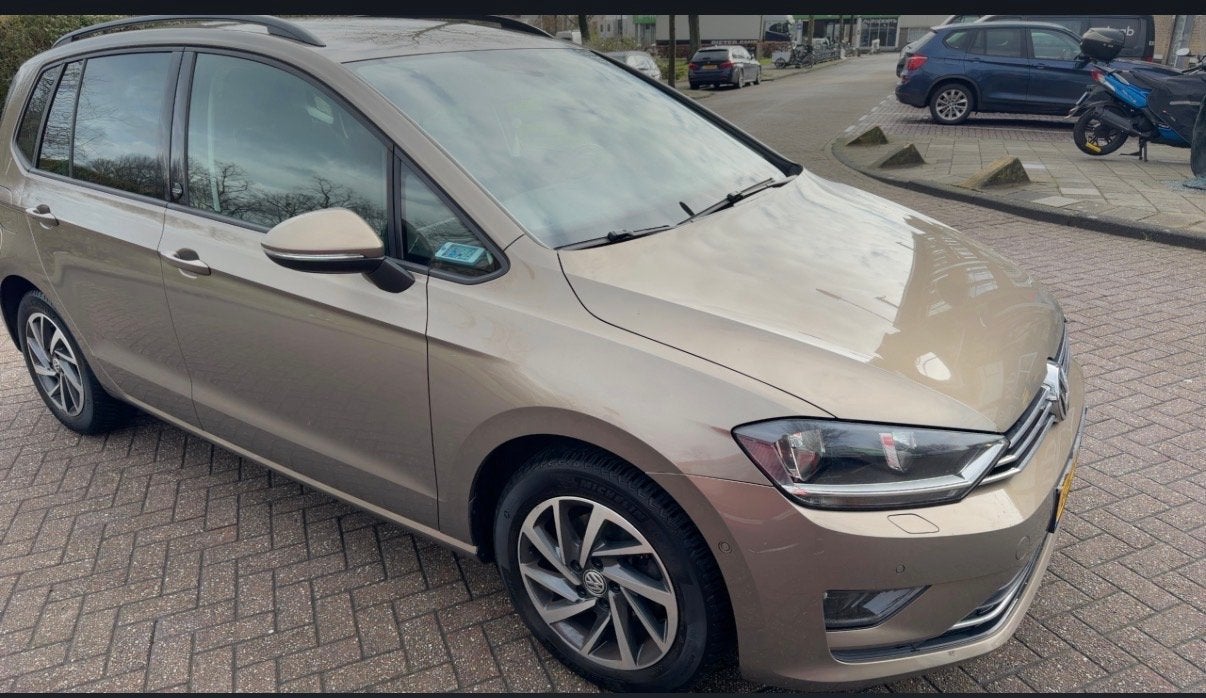 Volkswagen Golf Sportsvan 2e Eign1.4 TSI 92KW DSG 2017 Bruin, Auto's, Volkswagen, Particulier, Golf Sportsvan, Achteruitrijcamera