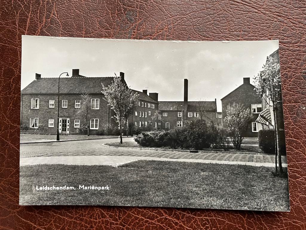 ansichtkaart van Leidschendam, Mariënpark., Verzamelen, Ansichtkaarten | Nederland, Verzenden, 1940 tot 1960