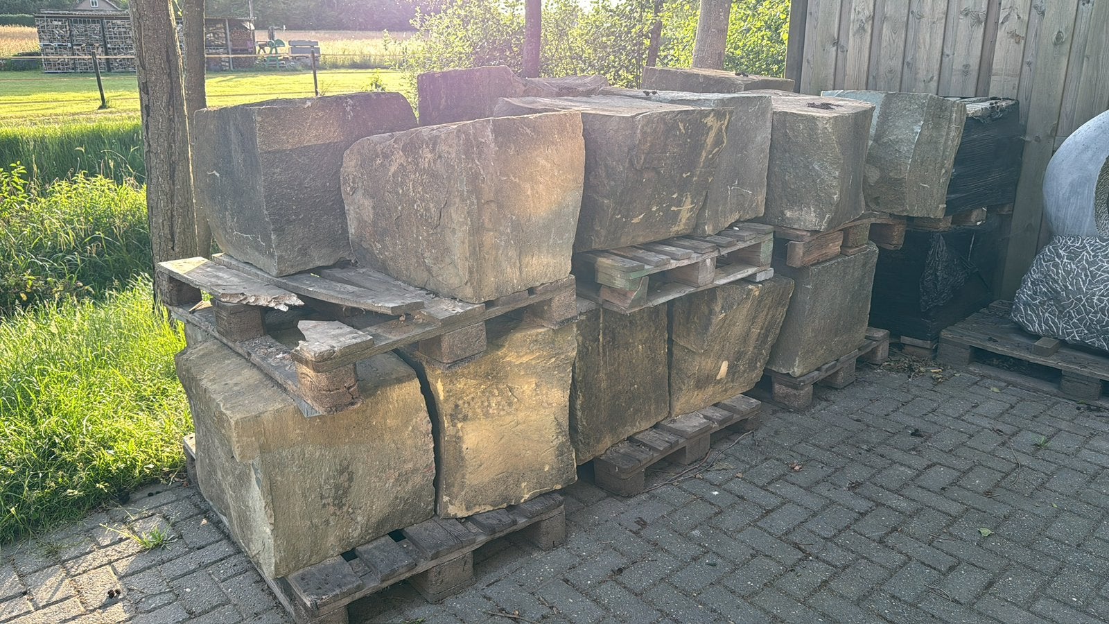 Beeldhouw steen, Ophalen