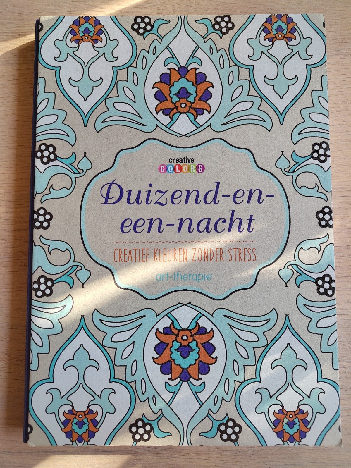 kleurboek voor volwassenen - Duizend-en-een-nacht, Boeken, Ophalen of Verzenden, Zo goed als nieuw, Tekenen en Schilderen