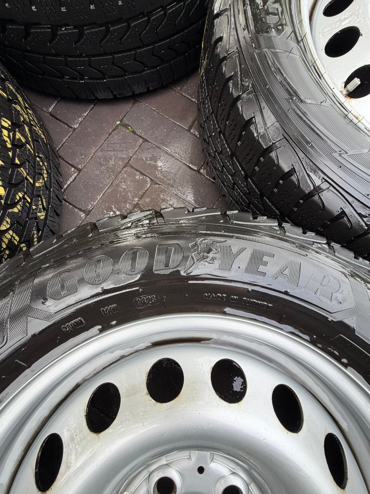 Mercedes Vito banden en velgen 205/65R/16V, Ophalen, Bestelwagen, 16 inch, Banden en Velgen
