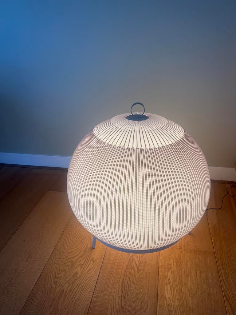 Vibia Knit vloerlamp, Huis en Inrichting, Lampen | Vloerlampen, Ophalen, Gebruikt, Stof, Minder dan 100 cm