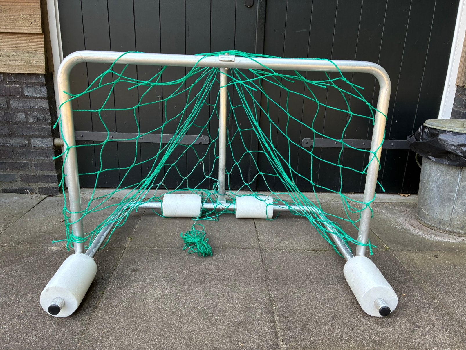 Drijvend waterpolo doel met bal, Ophalen, Gebruikt