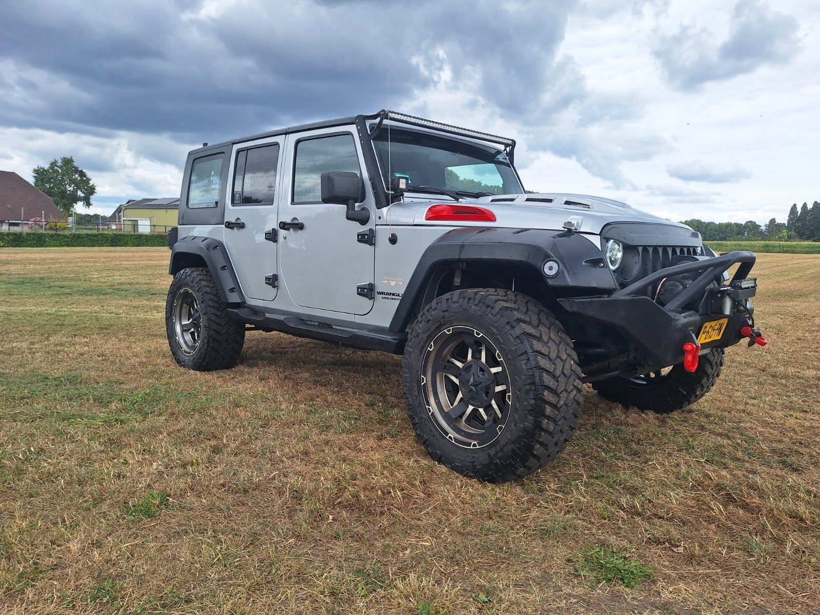 ​Stoere Jeep Wrangler Sahara 3.8 Unlimited | Lier | Offroad, 450 kg, 2000 kg, Bi-Xenon koplampen, Leder