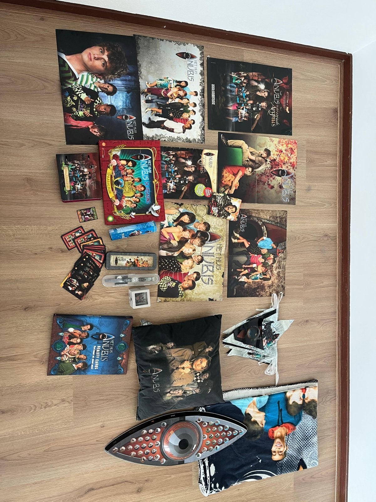 Het Huis Anubis Fanpakket - Posters, verzamelen & Meer!, Ophalen