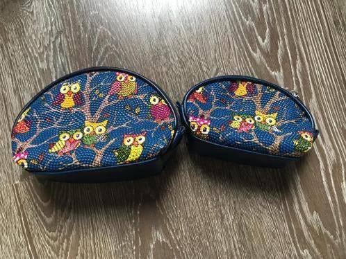 2 toilet tasjes met uiltjes, Sieraden, Tassen en Uiterlijk, Toilettassen, Ophalen, Zo goed als nieuw, Meisje