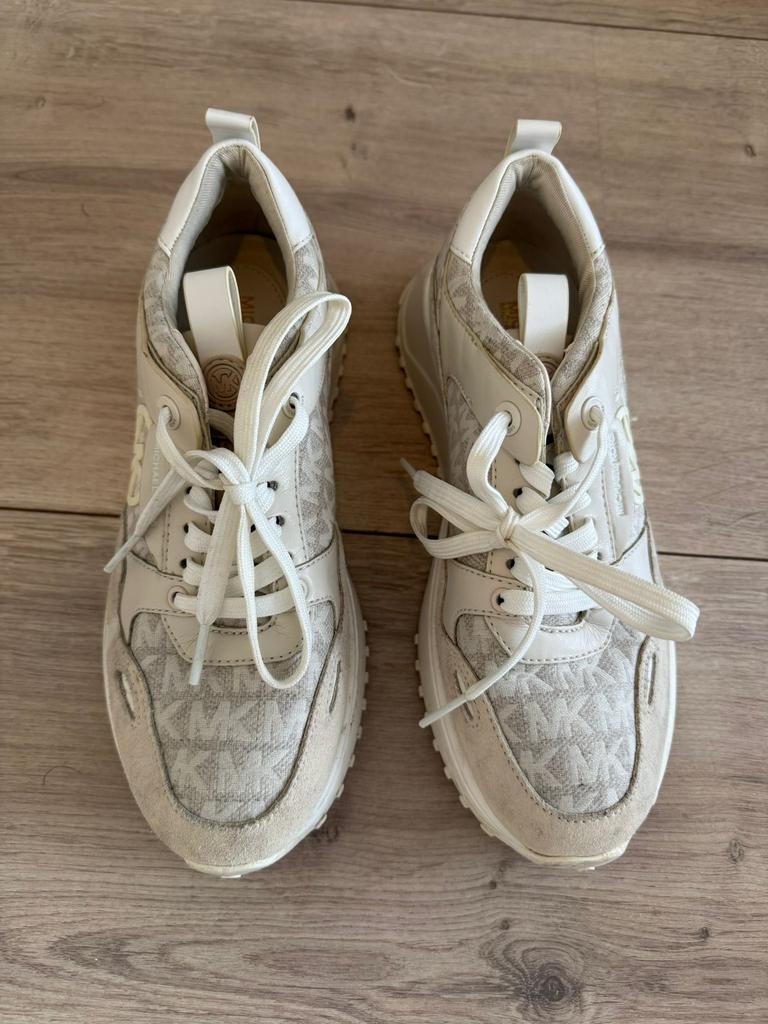 Michael kors schoenen, Kleding | Dames, Schoenen, Zo goed als nieuw, Sneakers of Gympen, Beige, Ophalen