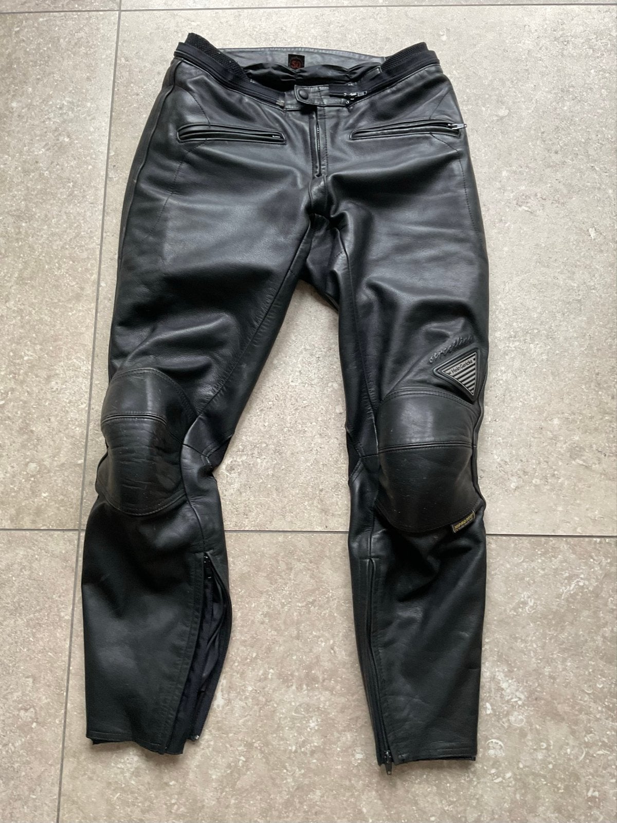 Leren motorbroek maat 50 in zeer goede staat/ Hein Gericke, Ophalen of Verzenden, Tweedehands, Heren, Broek | leer