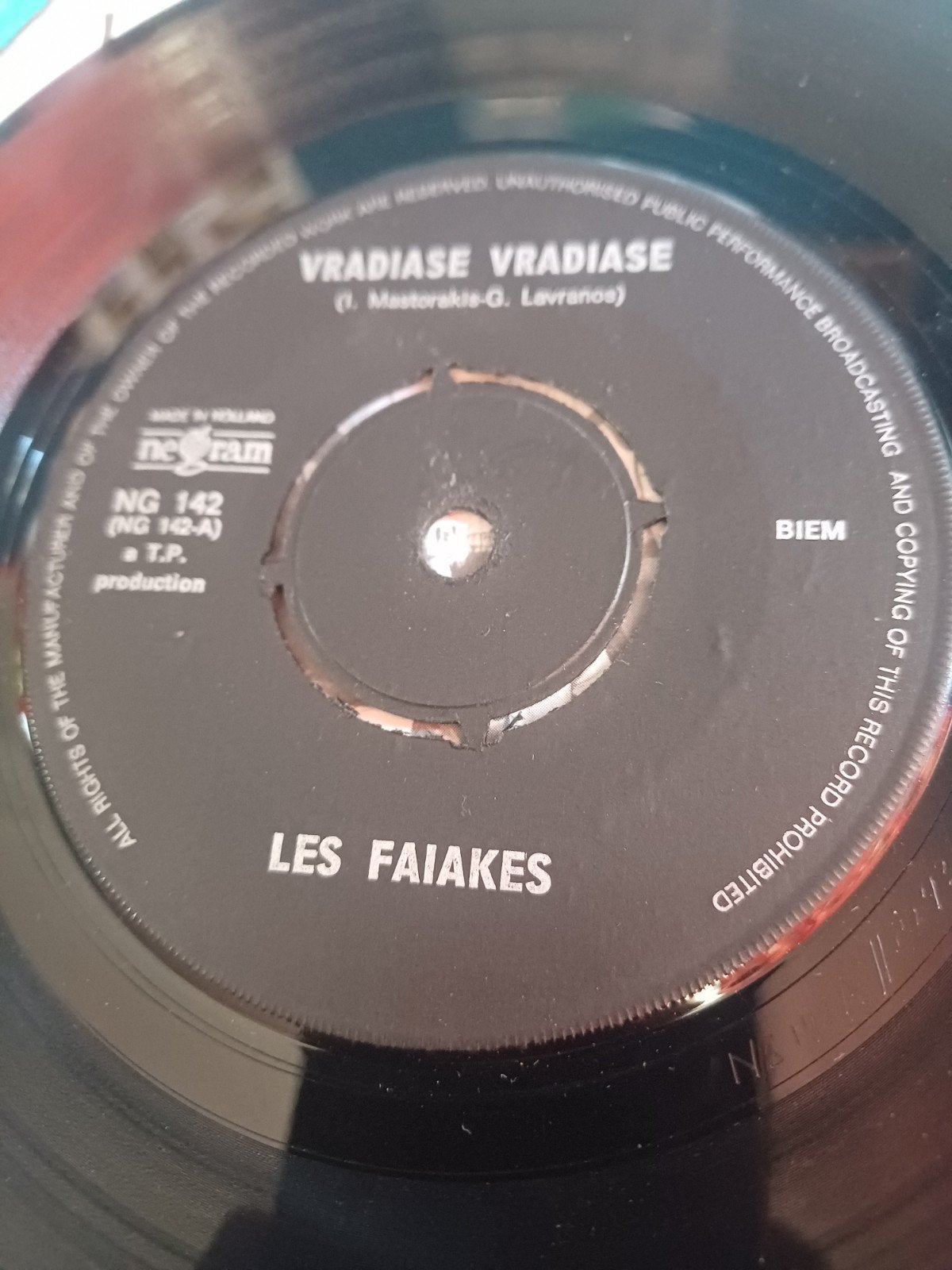 Les Faiakes - Vradiase Vradiase / Megali Mou Agapi (EP), Ophalen, Gebruikt, Wereldmuziek, 7 inch