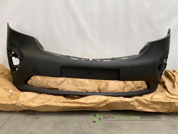 Voorbumper van een Opel Vivaro, Auto-onderdelen, Gebruikt, -, -, Opel