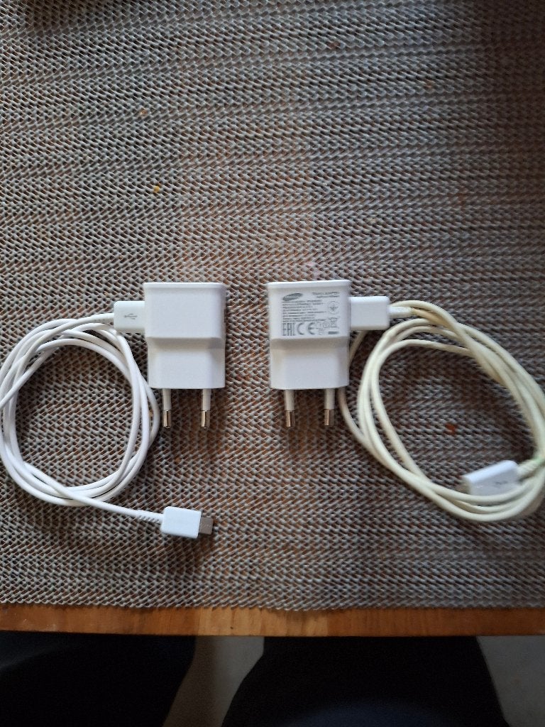Telefoon/mobile opladers (samsung), Ophalen, Zo goed als nieuw, Samsung
