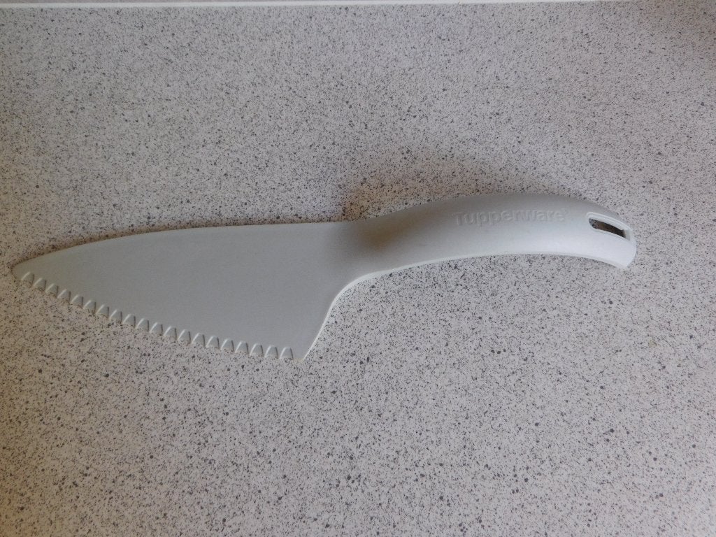 Tupperware Keukenhulpje Taart schep mes Grijs, Ophalen of Verzenden, Zo goed als nieuw, Overige typen