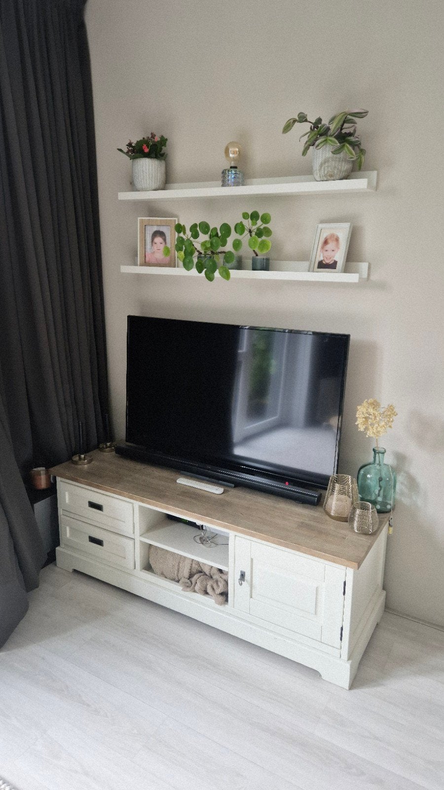 Mooie witte tv-kast met houten blad, Huis en Inrichting, Ophalen, Gebruikt, 100 tot 150 cm, Minder dan 100 cm