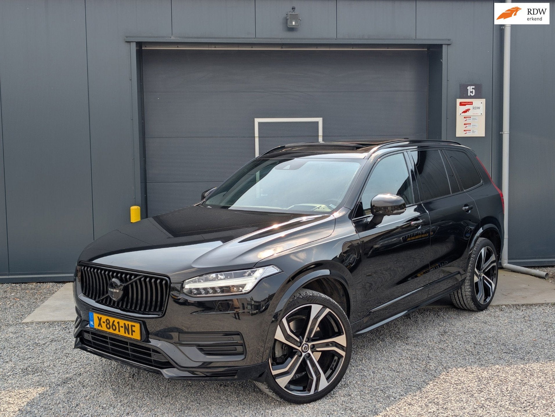 Volvo XC90 2.0 T8 Twin Engine AWD Inscription 7 Pers Vol Opt, Dealer onderhouden, Lichtsensor, Gebruikt, Euro 6