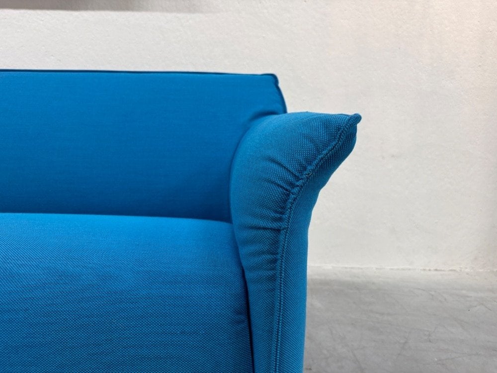 Als nieuw Leolux Mayon 3 Zits Bank blauw stof design 198, Leolux, Info@leolux.nl, 150 tot 200 cm, Driepersoons
