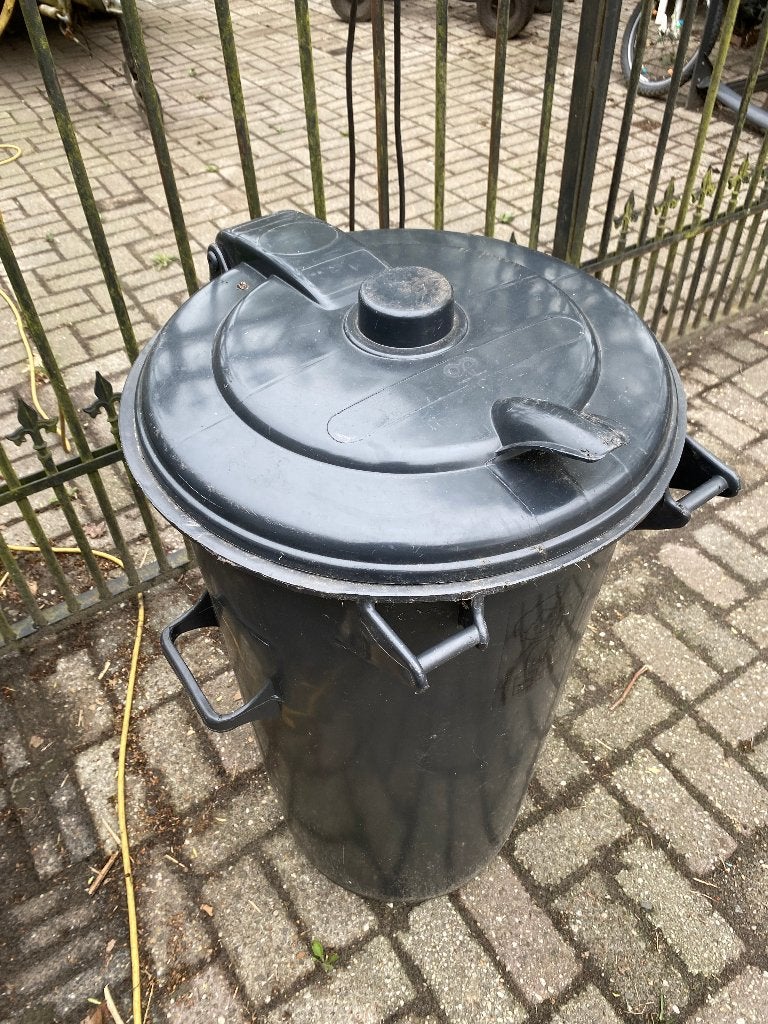 kunststof afvalcontainer, Ophalen, 50 – 75, Kunststof, 40 liter of meer