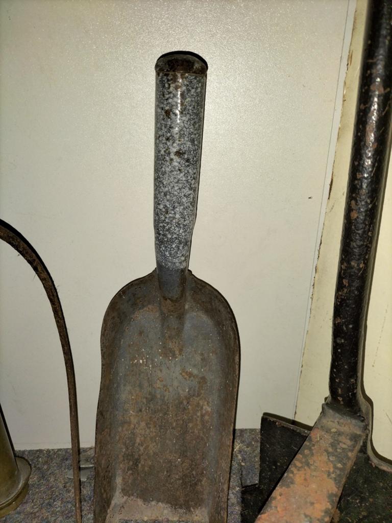 Antieke kolenschop met granieten handvat, Ophalen of Verzenden