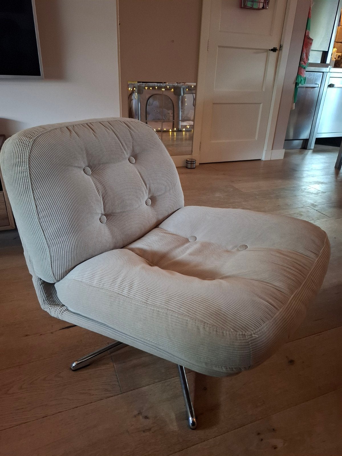 Dyvlinge draai & relax fauteuil IKEA - Kelinge beige, Huis en Inrichting, Fauteuils, Ophalen, Zo goed als nieuw, Minder dan 75 cm
