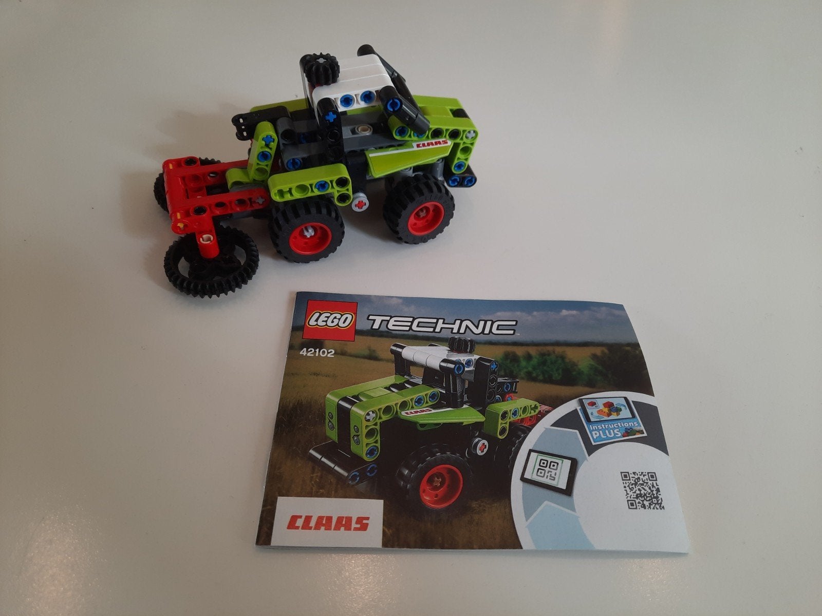 Lego technic Claas Xerion tractor 42102 inclusief boekje, Kinderen en Baby's, Speelgoed | Duplo en Lego, Lego, Compleet, Ophalen of Verzenden