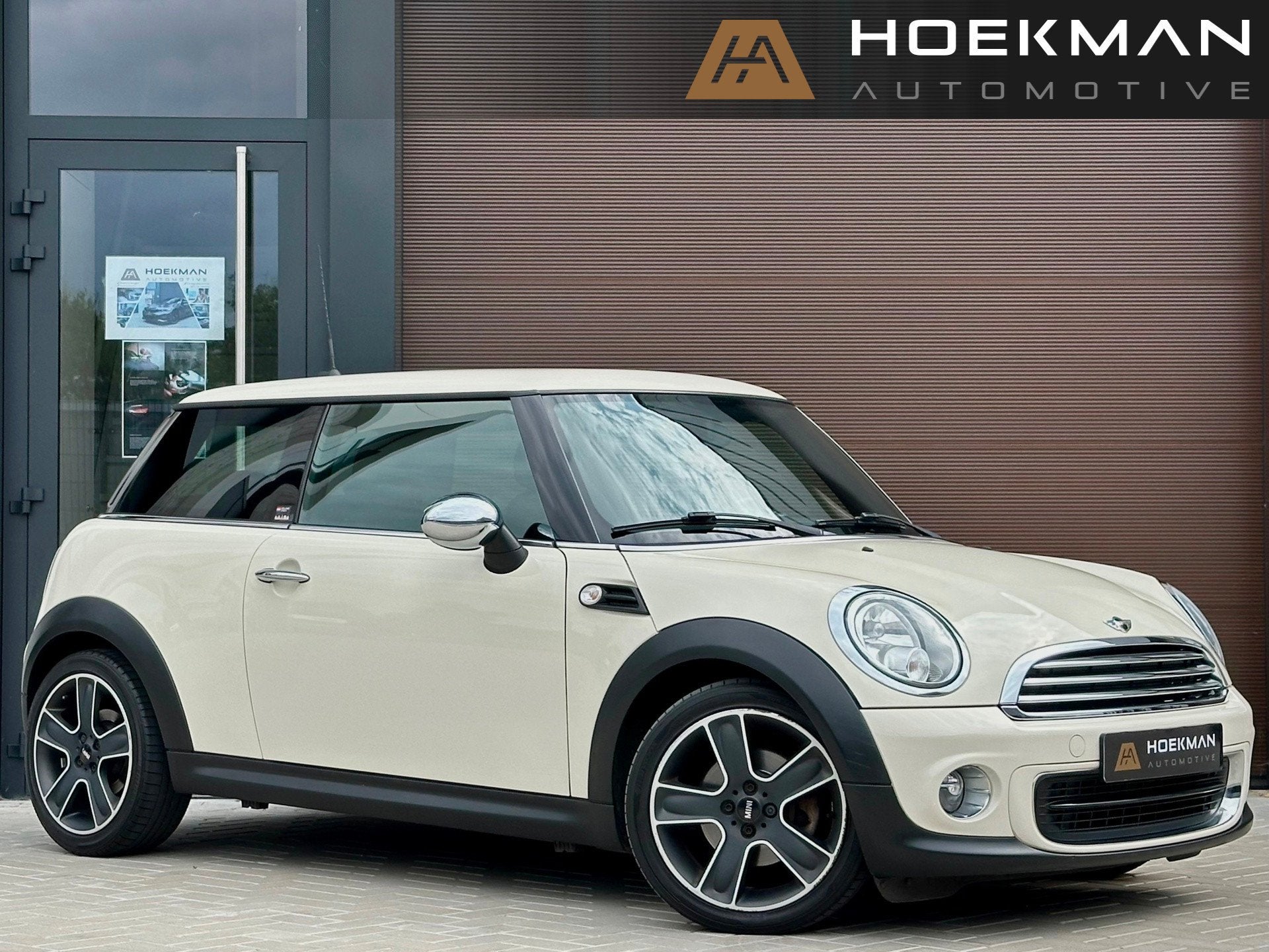 Mini 3-Deurs 1.6 One Chili | BTW auto! dealeronderh.| Climat, Voorwielaandrijving, Gebruikt, 4 cilinders, 4 stoelen