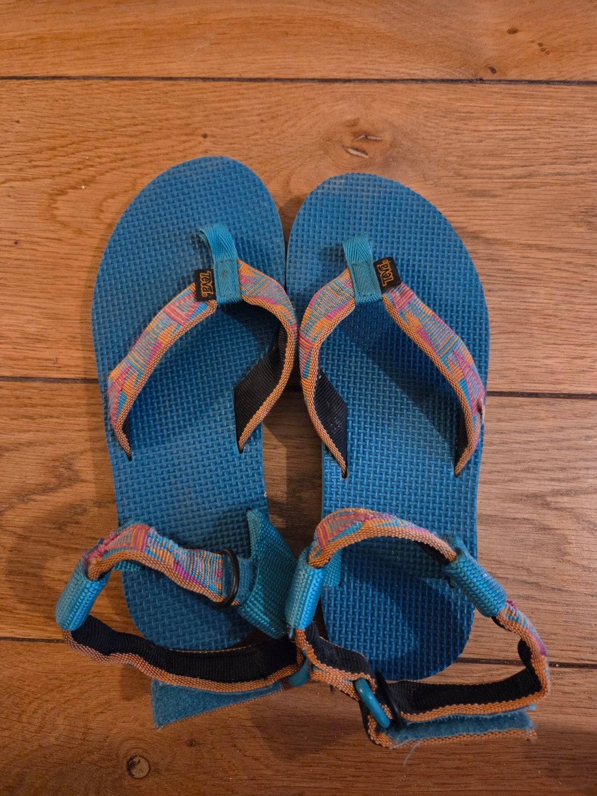 Teva sandalen maat 36 - Blauw met kleurrijke bandjes, Blauw, Teva, Gedragen, Sandalen of Muiltjes