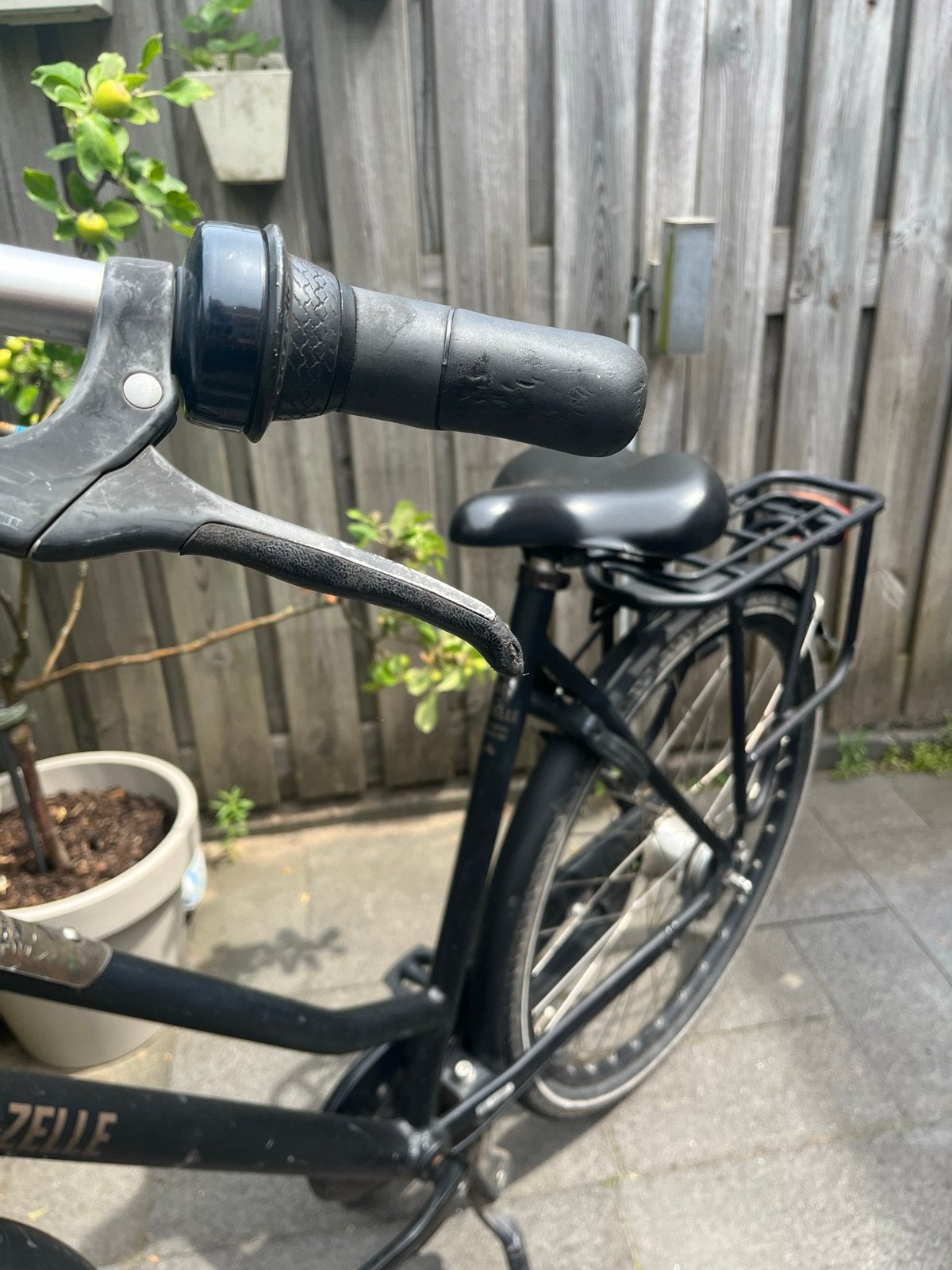 Gazelle damesfiets mat zwart, Ophalen, Gebruikt, Versnellingen, 56 cm of meer