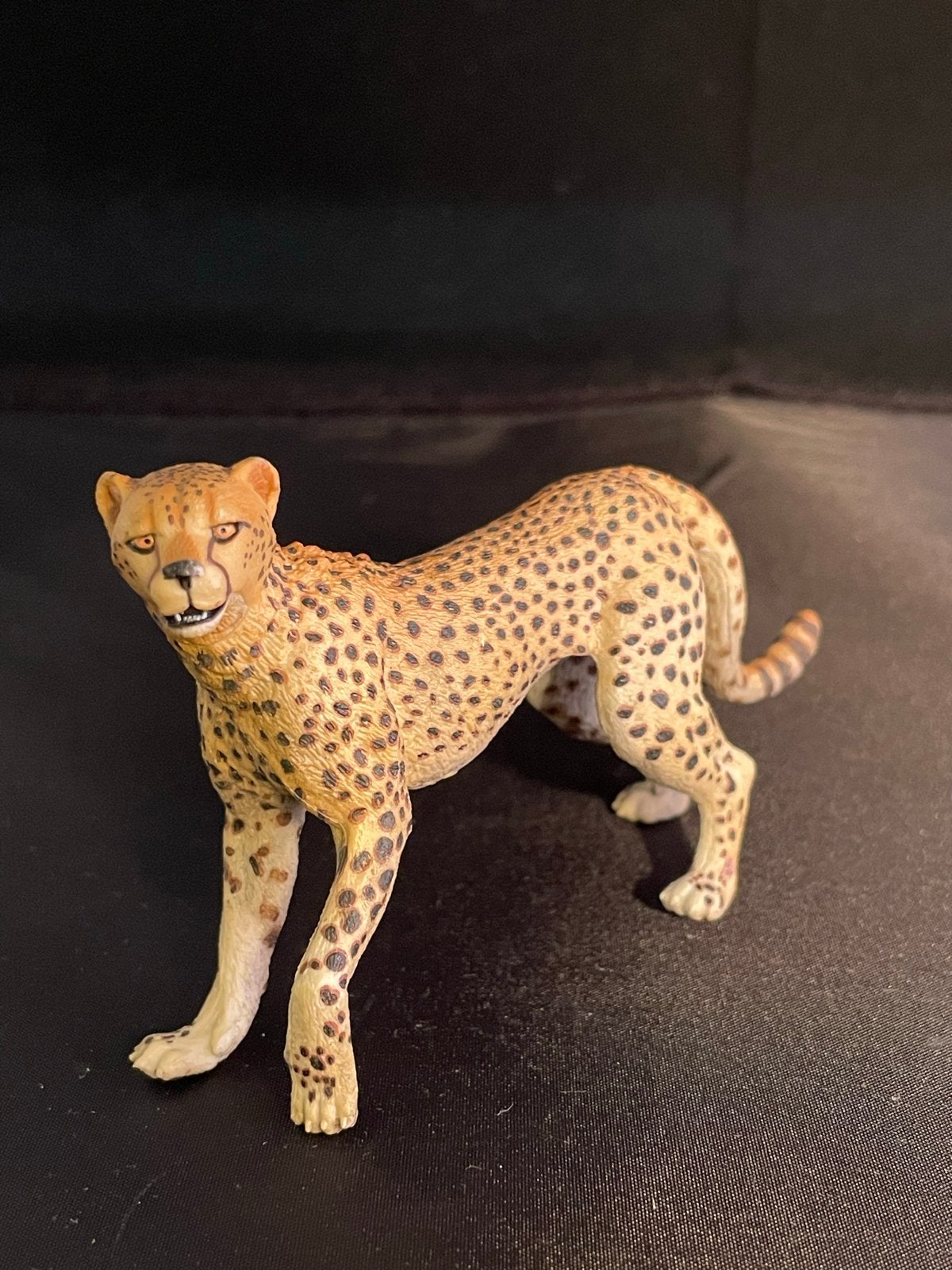 Cheetah speelgoedfiguur - realistische wilde kat, Ophalen of Verzenden, Gebruikt