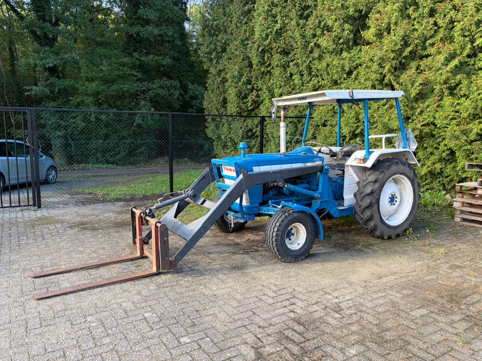 Ford 2000 tractor met fronthef pz strela, maaier, sleep, eg, Ophalen, 2500 tot 5000, Oldtimer, Ford