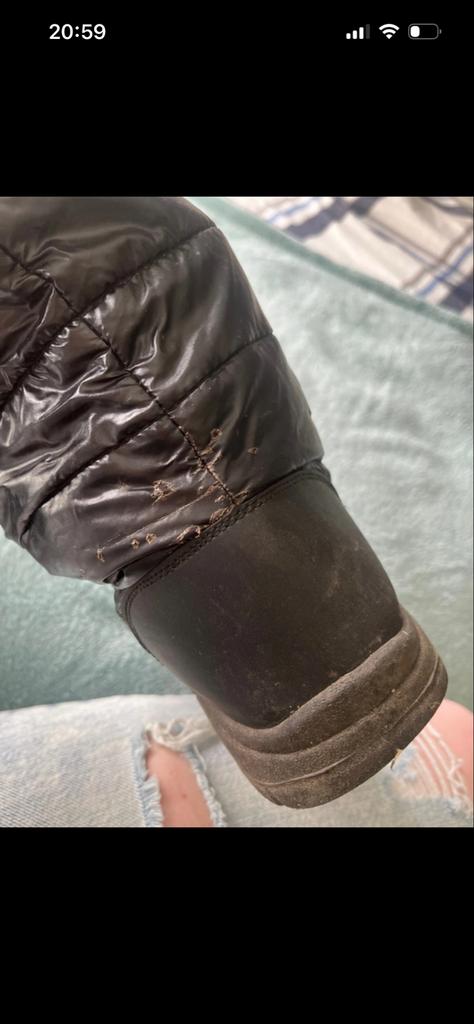 Zwarte Snowboots - Gedragen, Ophalen, Gedragen, Zwart, Snowboots