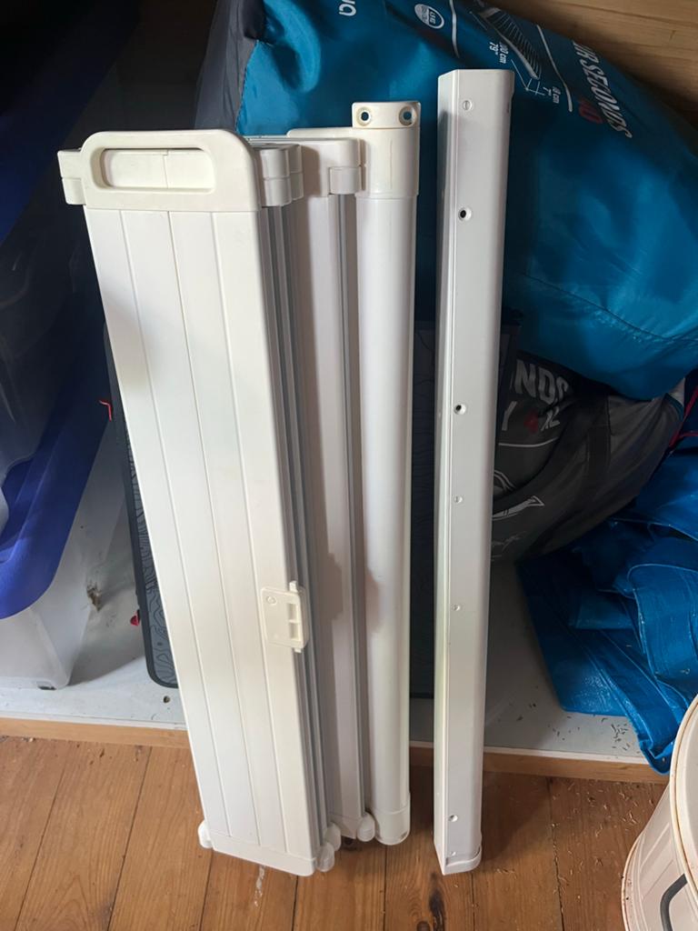 Opvouwbaar veiligheidshekje, Kinderen en Baby's, Traphekjes, Ophalen, Overige materialen, Gebruikt, Oprolhekje