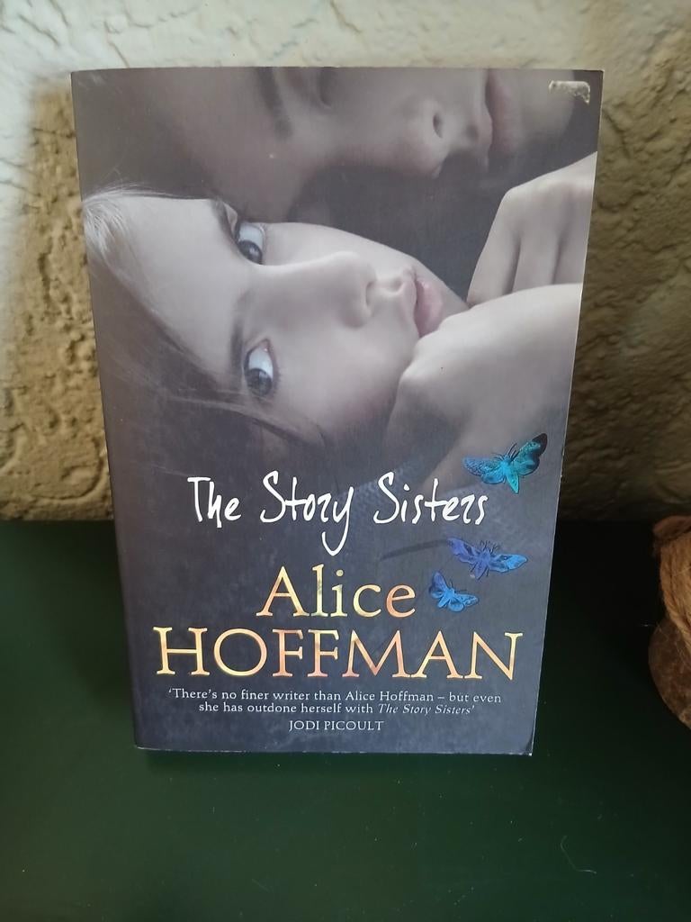 The Story Sisters - Alice Hoffman (Engels), Ophalen of Verzenden, Gelezen, Alice Hoffman, Europa overig