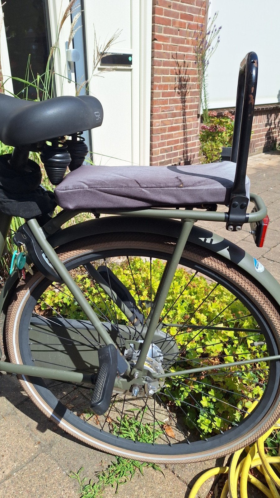 Voetsteunen en rugleuning achterop fiets - GMG, Achterzitje, Yepp (GMG), Ophalen of Verzenden, Gebruikt