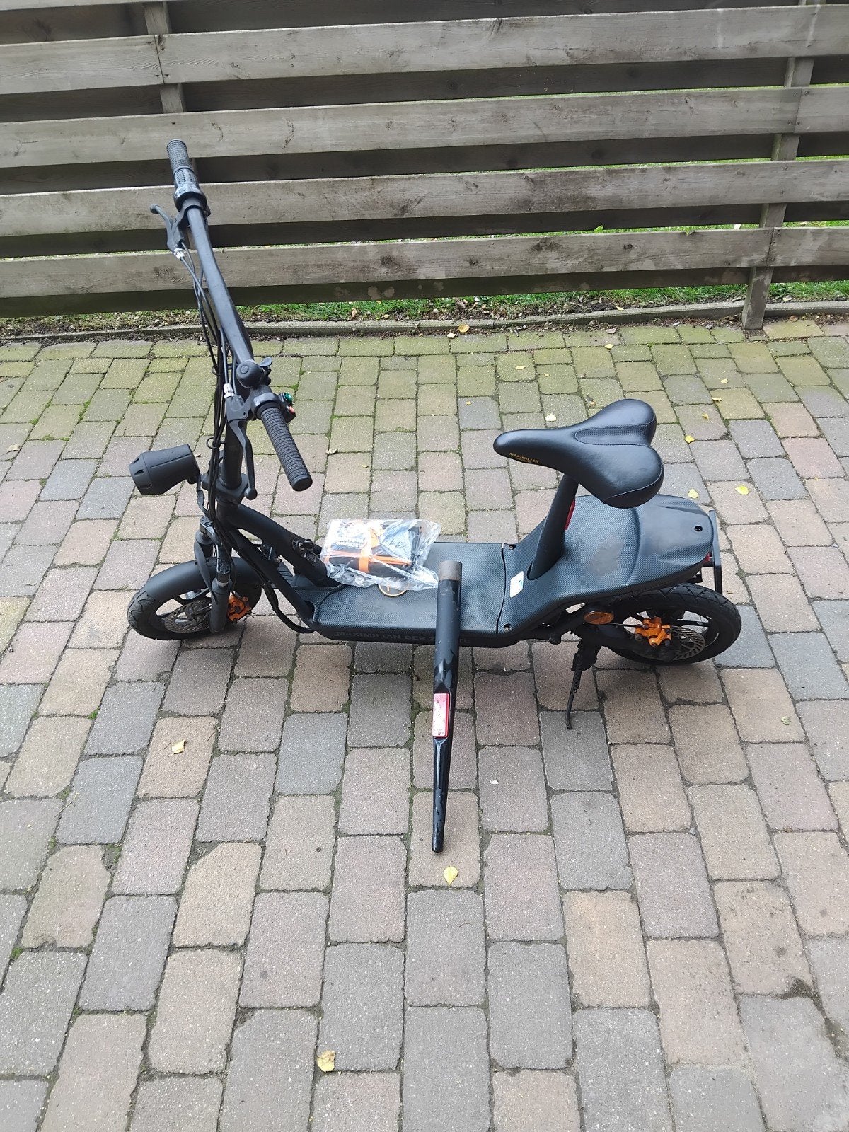 elektrische step met zadel op kenteken, Ophalen, Gebruikt, Elektrische step (E-scooter), Tante Paula