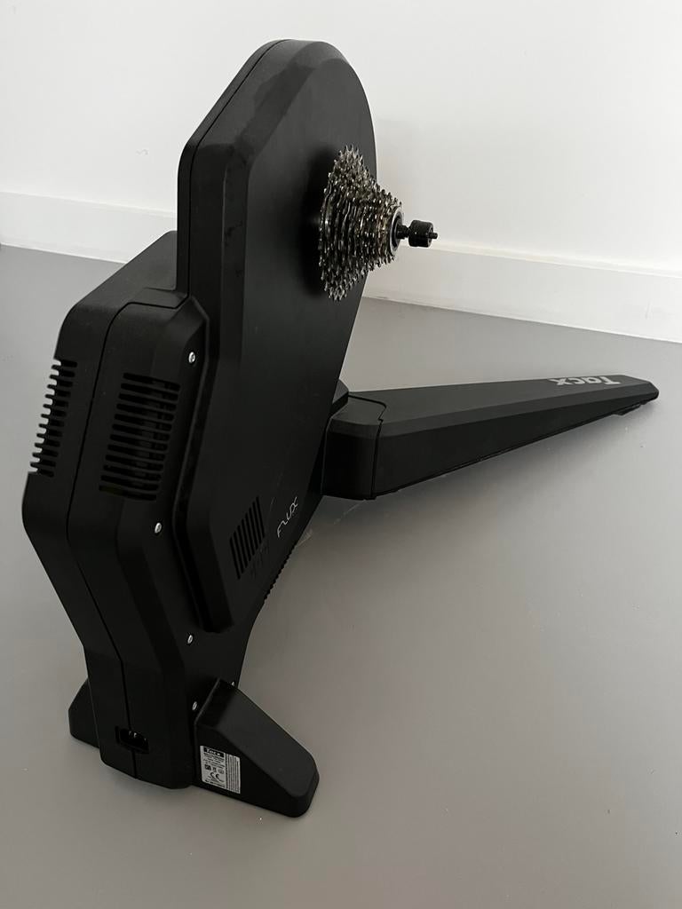 Tacx flux 2 met voorwielsteun en mat, Ophalen, Gebruikt, Overige typen