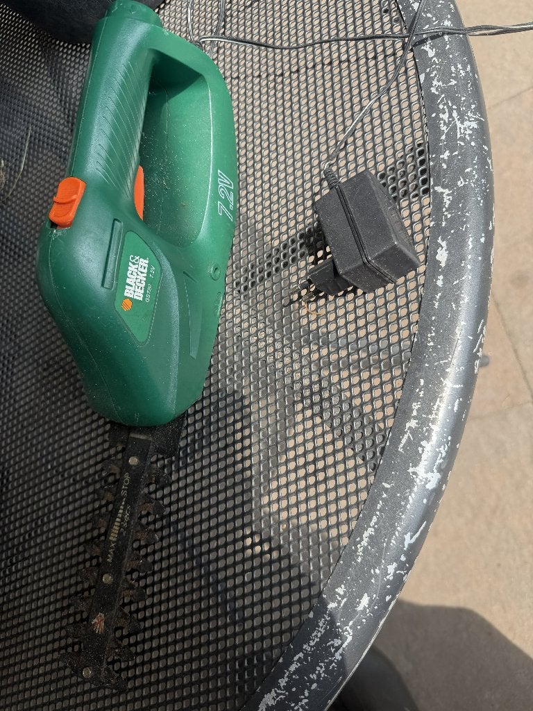 heggeschaar black and decker, Ophalen, Gebruikt, Elektrisch, Black & Decker
