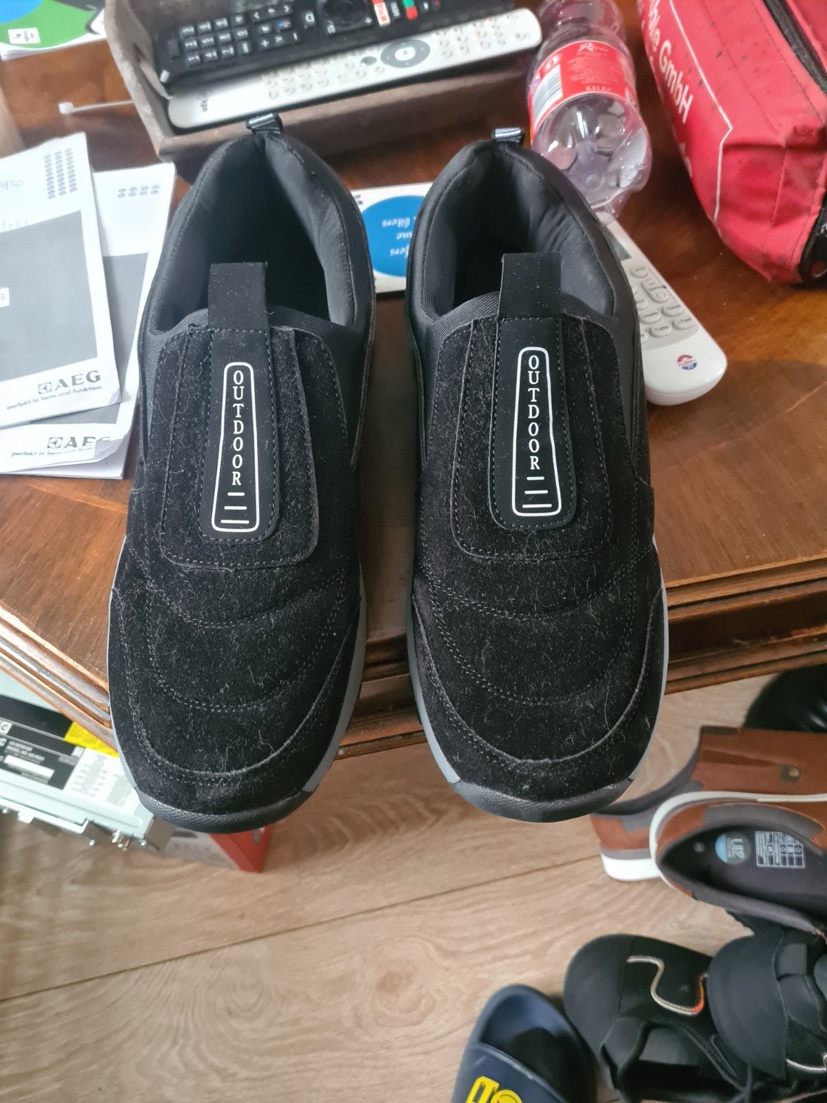 Zwarte Outdoor instappers - Maat 46, Zwart, Ophalen of Verzenden, Outdoor, Sneakers of Gympen