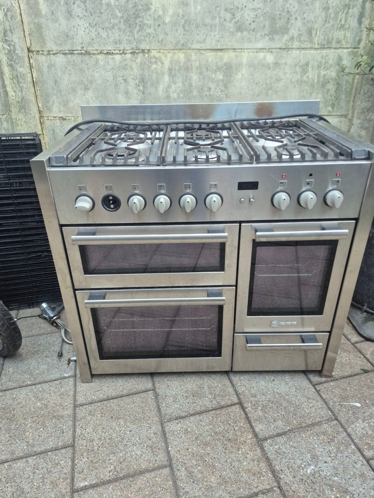 Goed werkende oven fornuis, Witgoed en Apparatuur, Fornuizen, Ophalen of Verzenden, Gas, Vrijstaand, 85 tot 90 cm