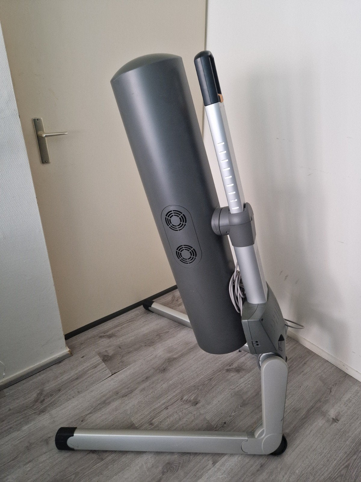 INNERGIZE Zonnebank Inklapbaar, Ophalen, Zo goed als nieuw, Zonnebank enkelzijdig, Minder dan 10 lampen
