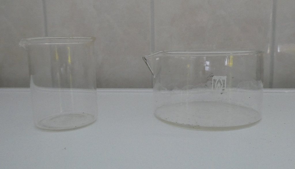 oud laboratorium glas met tuitje, Antiek en Kunst, Ophalen