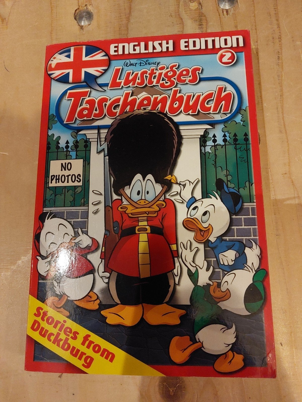 Donald Duck English edition van lustiges taschenbuch, Boeken, Eén stripboek, Ophalen of Verzenden, Zo goed als nieuw