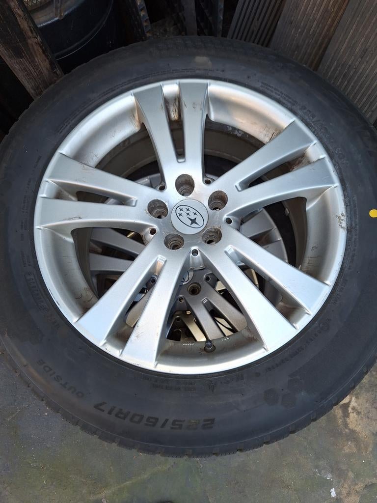 Subaru Forester velgen met winterbanden en wielmoeren, Ophalen, Gebruikt, Banden en Velgen, 17 inch